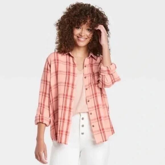 Universal Thread Pink Plaid Button Up Blouse - Medium - NWT - Picture 1 of 7